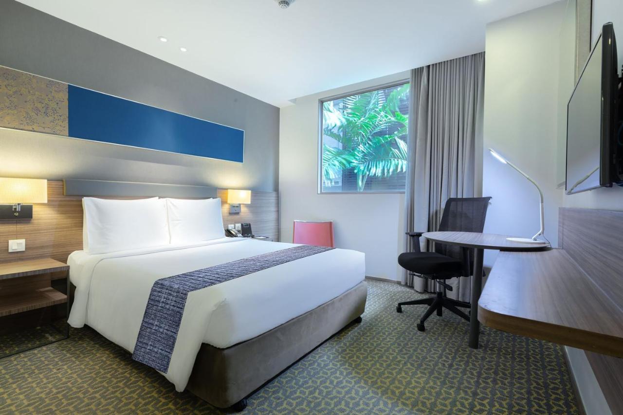Holiday Inn Express Bangkok Sathorn By Ihg Exterior foto
